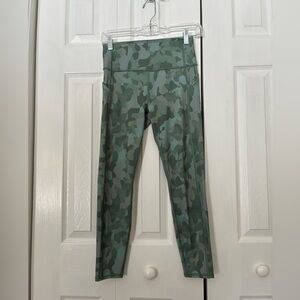 All in Motion Green Camouflage Leggings